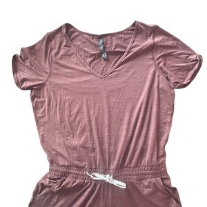 Vuori Jumpsuit Short Sleeve V Neck Romper Size XL